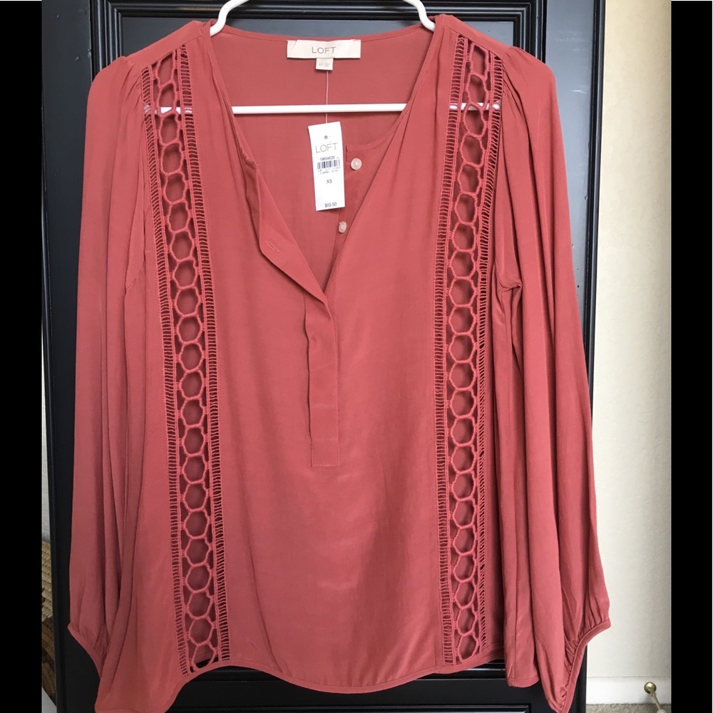 Anne Taylor Loft Blouse